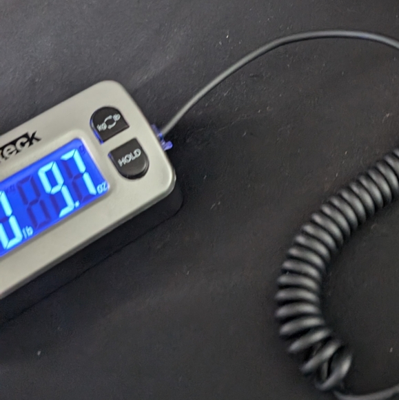 Outdoor voice long sleeve shirt red you can't spell love without OV sz S - Picture 8 of 8